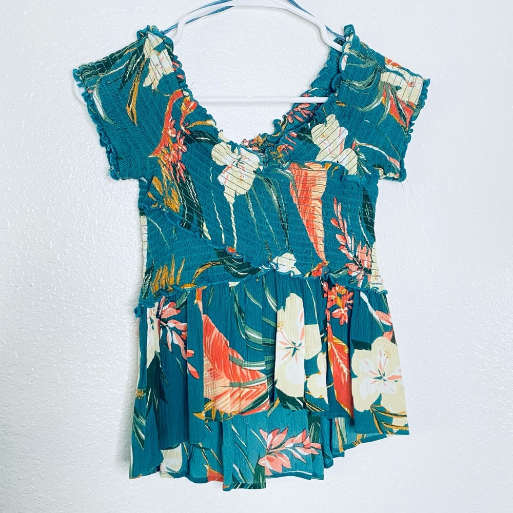 🍓 Patrons Of Peace Boho Floral Tropical Smocked Off Shoulder Textured Top Small